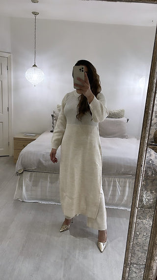 TWO PIECE KNITTED CO ORD CREAM