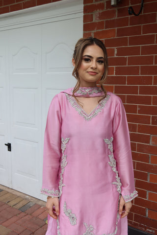AAINA PINK PRE ORDER