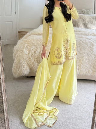 ZEINA YELLOW