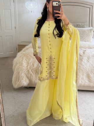 ZEINA YELLOW