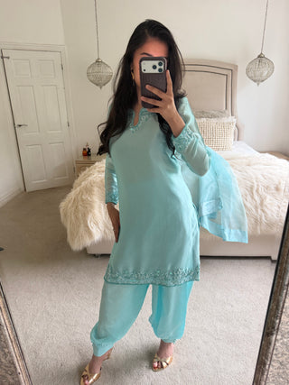ZEINA BLUE